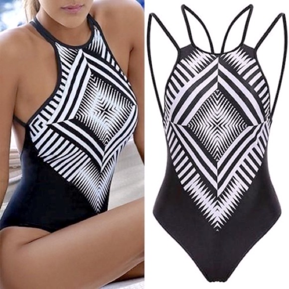 H&M Other - H&M New 1 Piece Swimsuit B/W Geometric Print Sz S